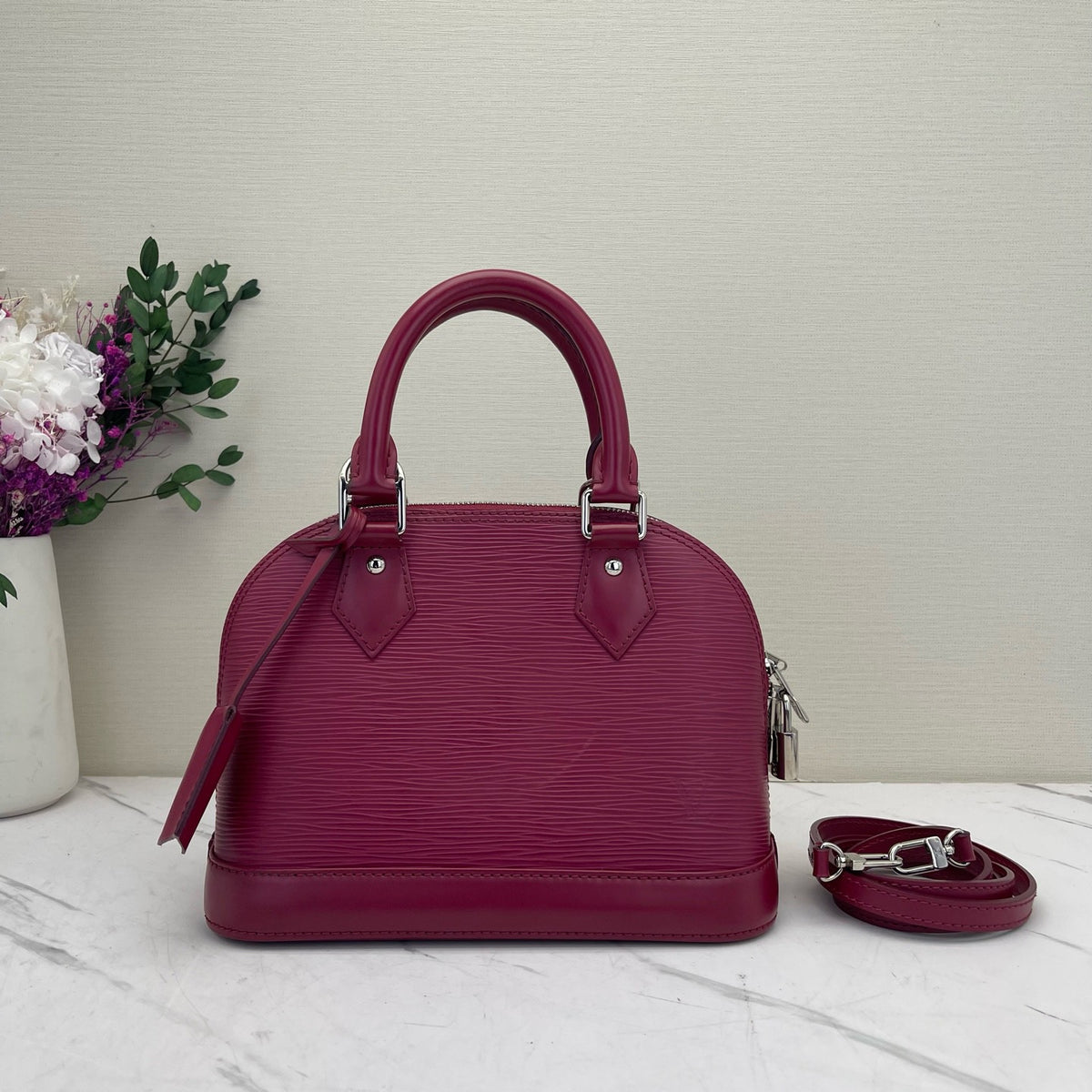 Louis Vuitton - Alma BB - Leather - Pink - (small)