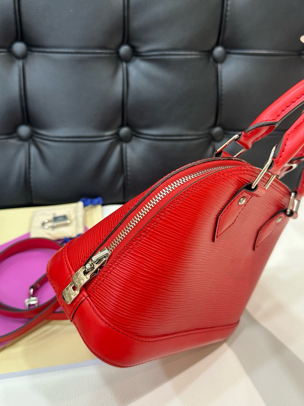 Louis Vuitton - Alma BB - Leather - Red - (mini)