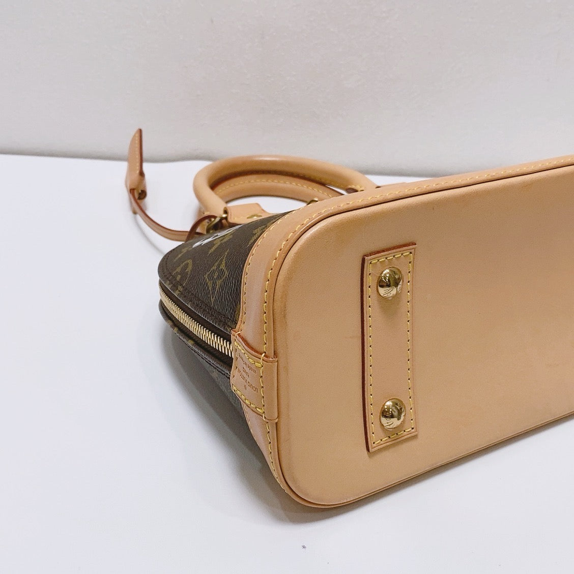 Louis Vuitton - Alma BB Love Lock - Leather - Brown - (mini)