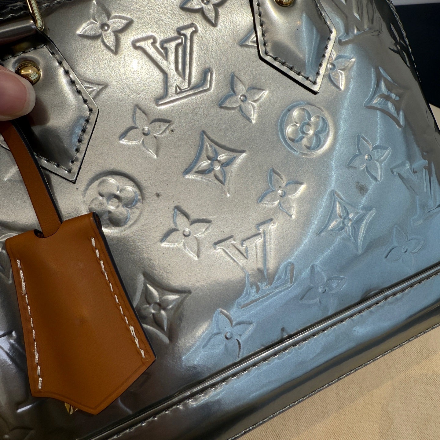 Louis Vuitton - Alma BB - Patent leather and Vachetta leather - Silver - (Mini)