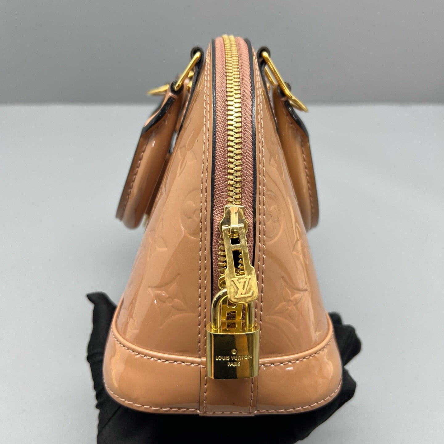 Louis Vuitton - Alma BB - Patent leather - Beige - (mini)