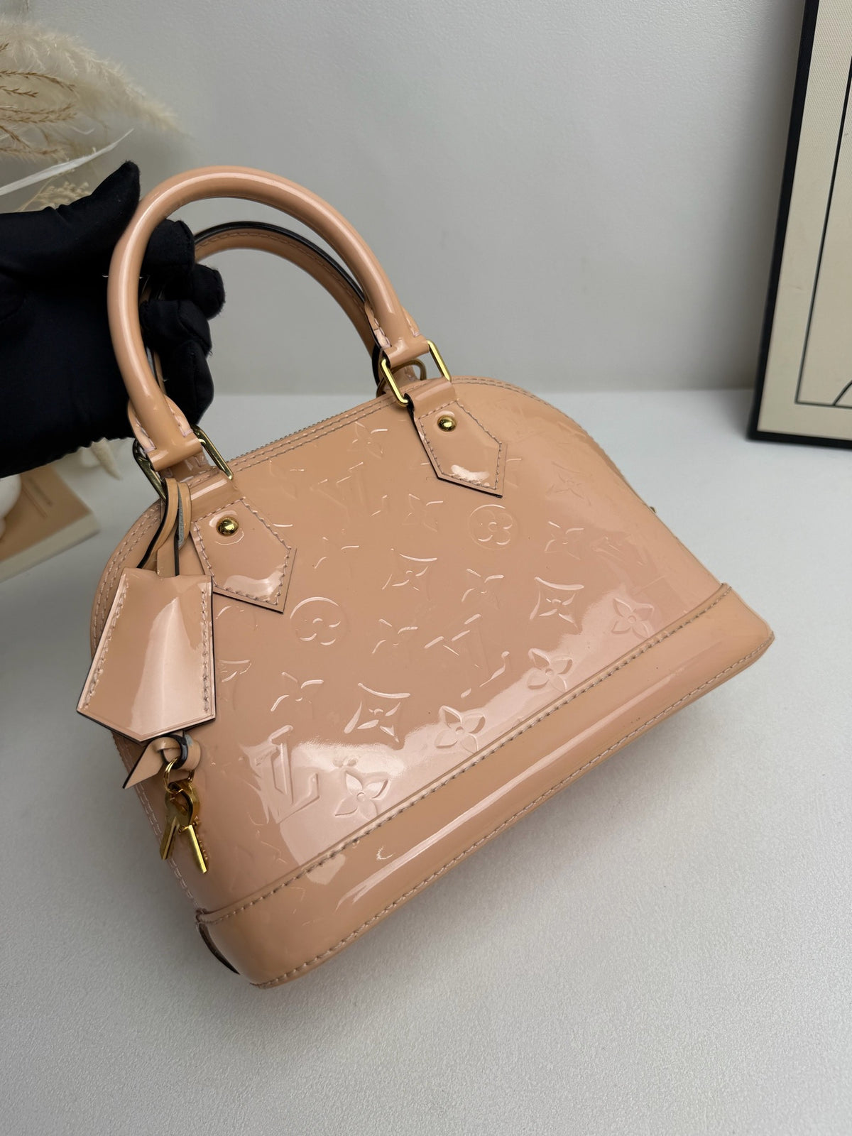 Louis Vuitton - Alma BB - Patent leather - Beige - (mini)