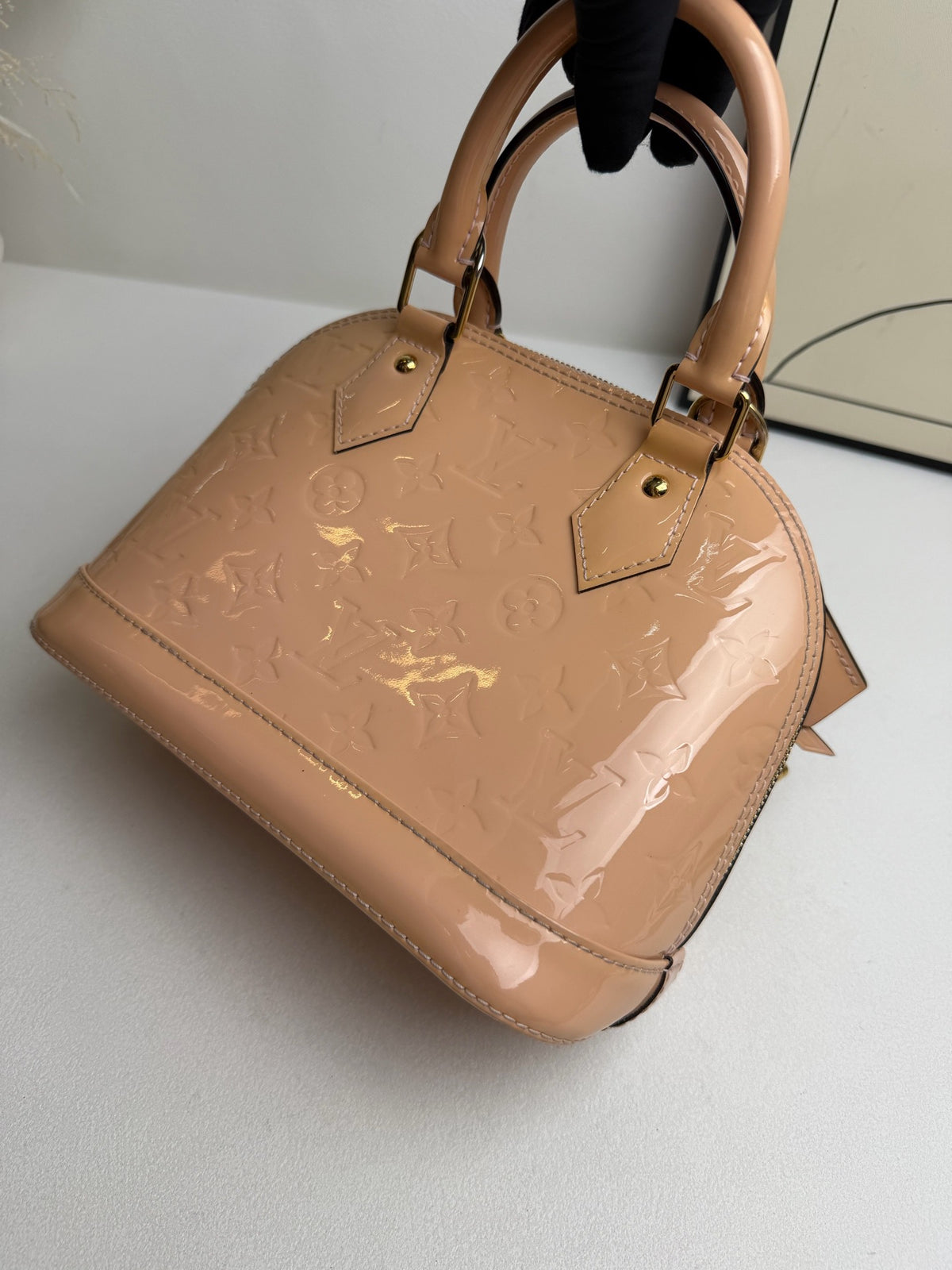 Louis Vuitton - Alma BB - Patent leather - Beige - (mini)