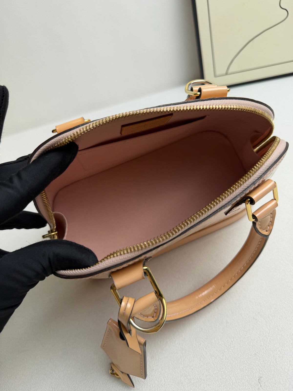 Louis Vuitton - Alma BB - Patent leather - Beige - (mini)