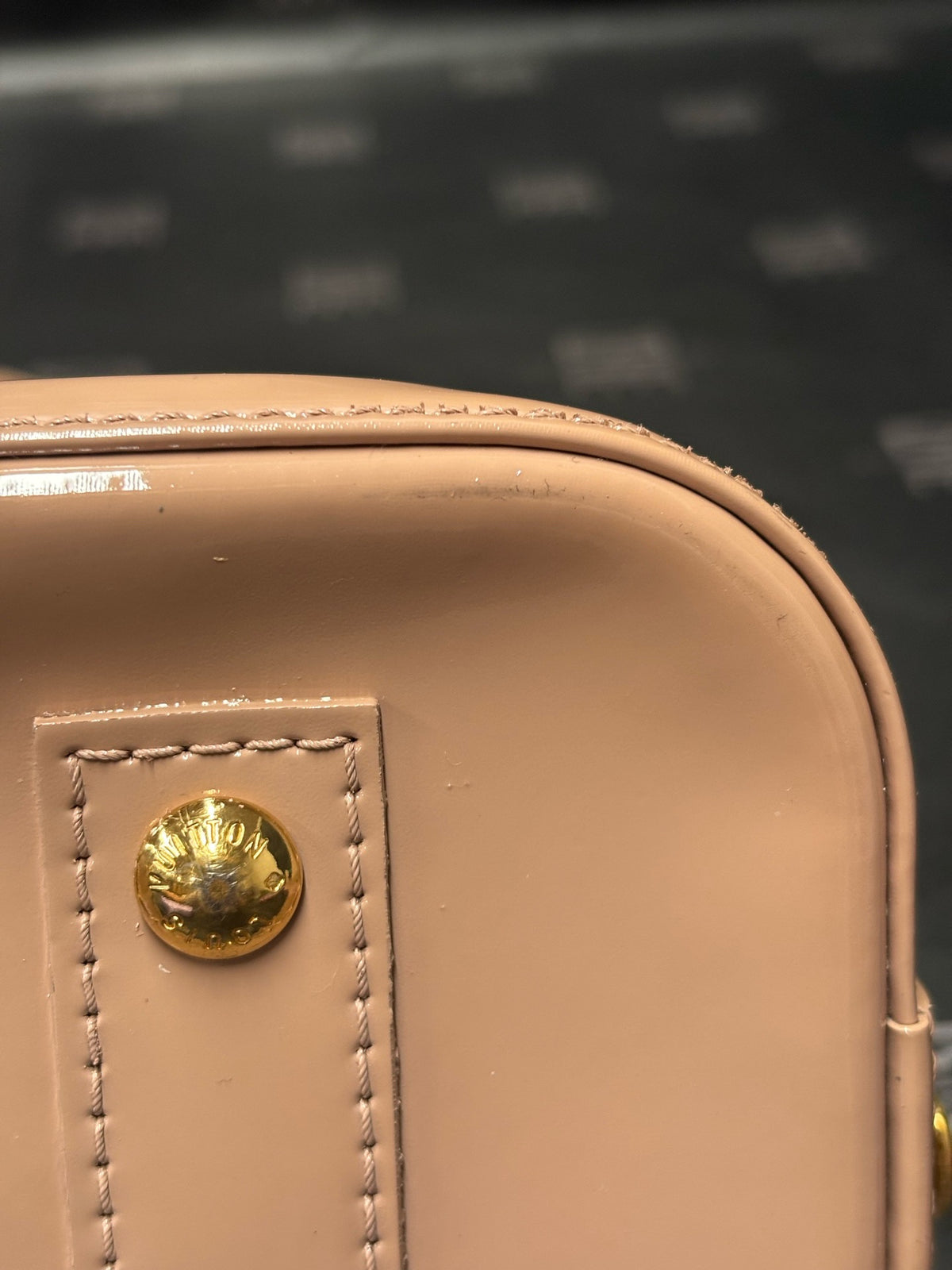 Louis Vuitton - Alma BB - Patent leather - Beige - (mini)