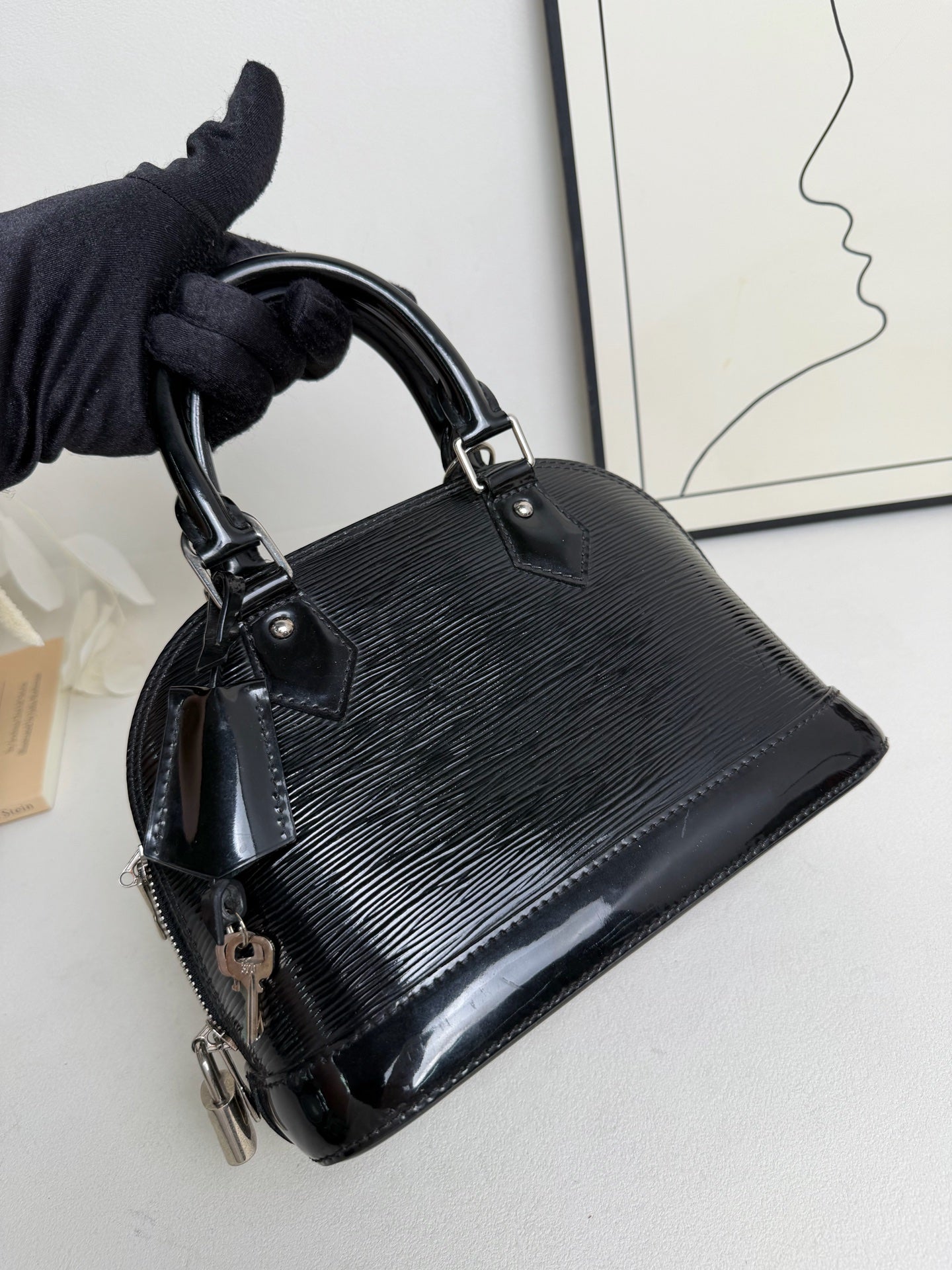Louis Vuitton - Alma BB - Patent leather - Black - (mini)
