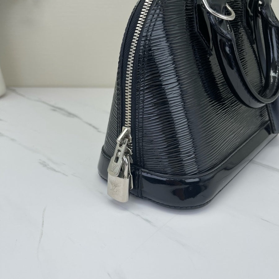 Louis Vuitton - Alma BB - Patent leather - Black - (mini)