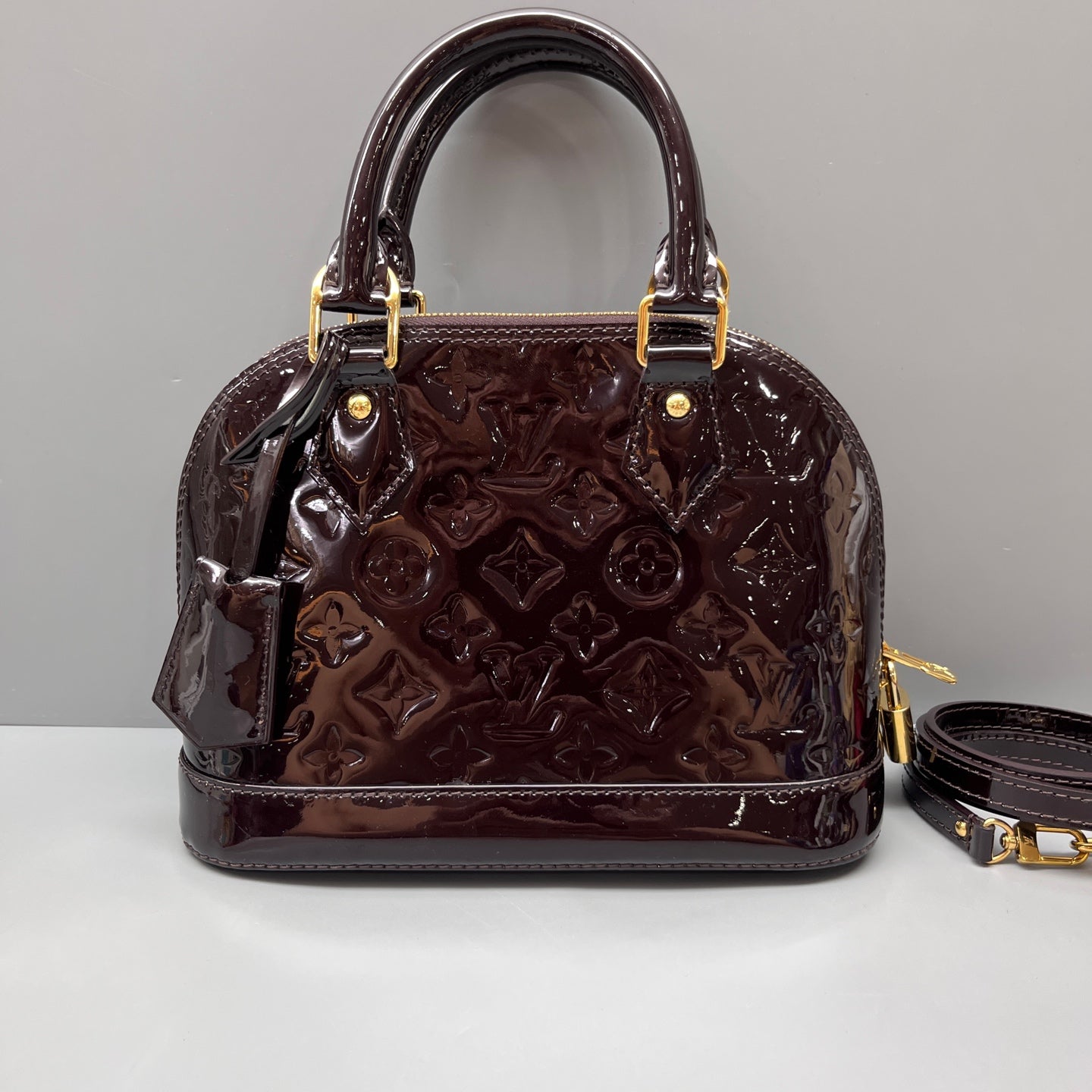 Louis Vuitton - Alma BB - Patent leather - Burgundy - (mini)