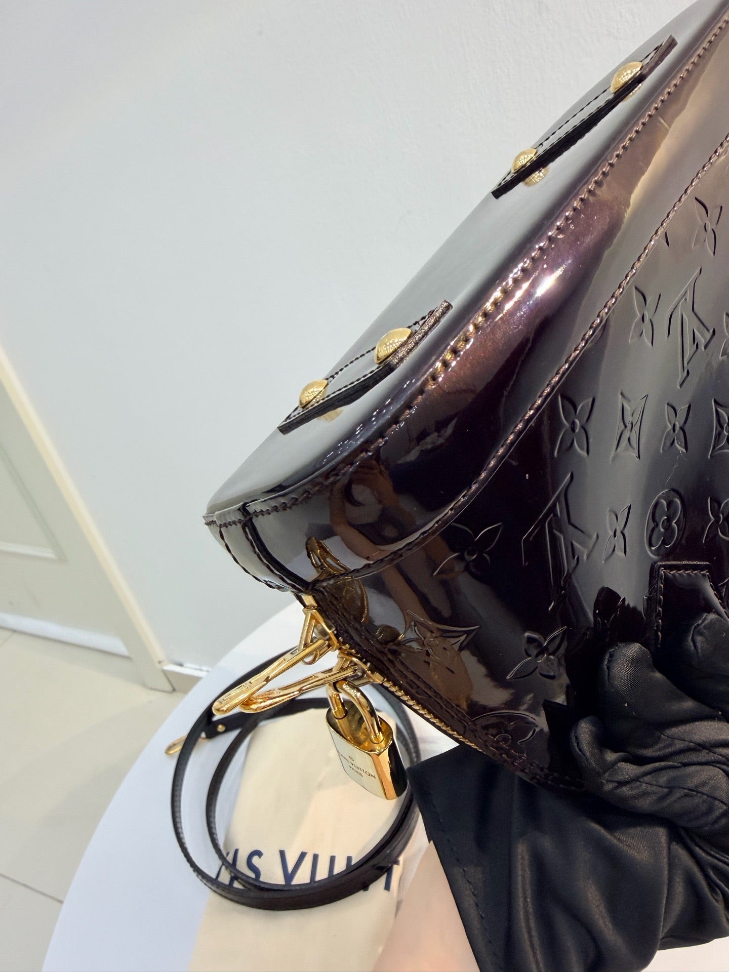 Louis Vuitton - Alma BB - Patent leather - Burgundy - (mini)