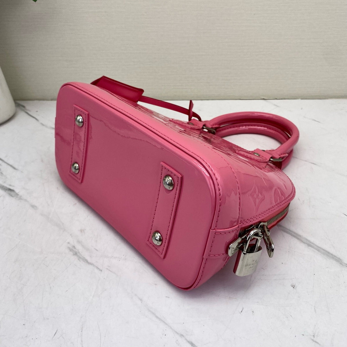 Louis Vuitton - Alma BB - Patent leather - Pink - (small)