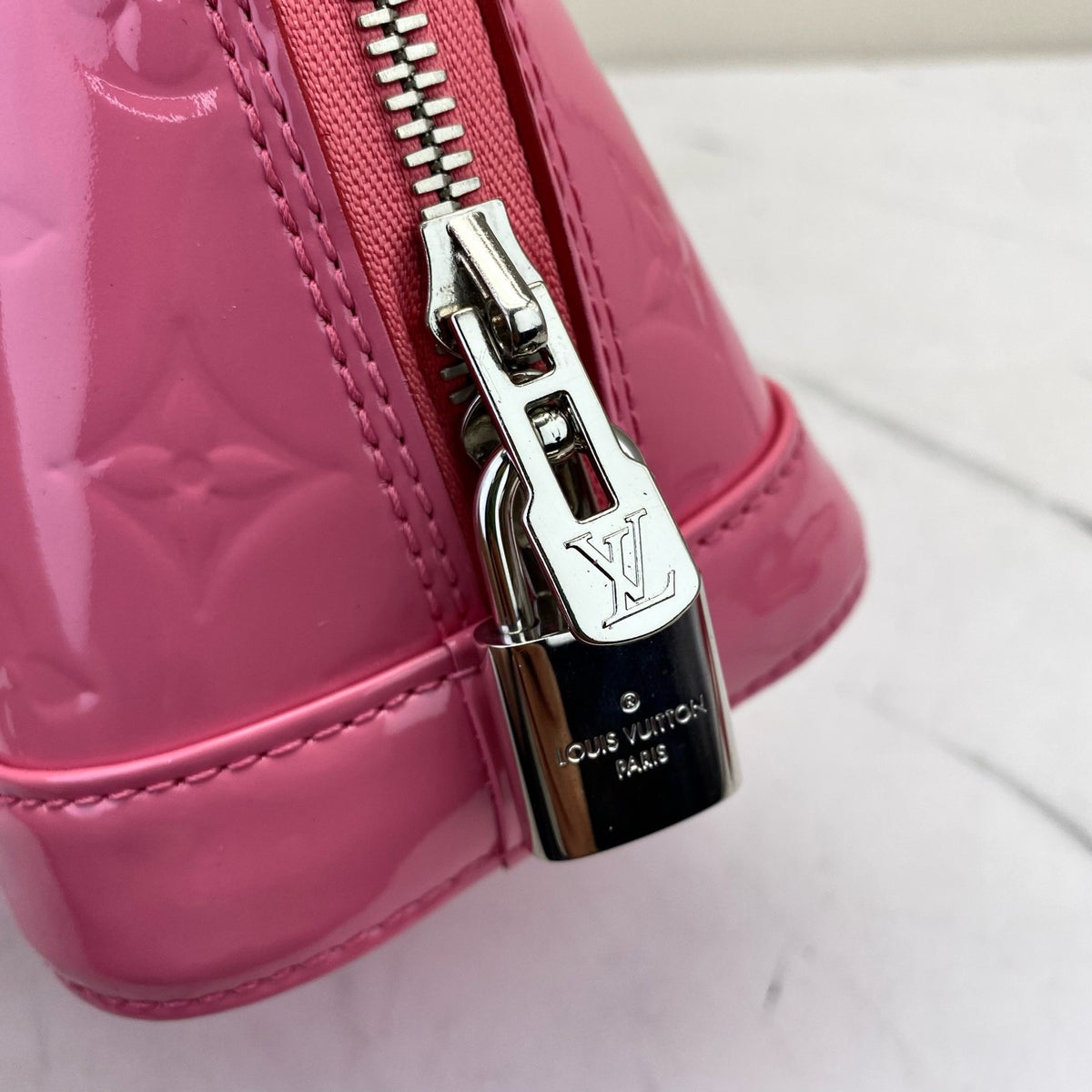Louis Vuitton - Alma BB - Patent leather - Pink - (small)