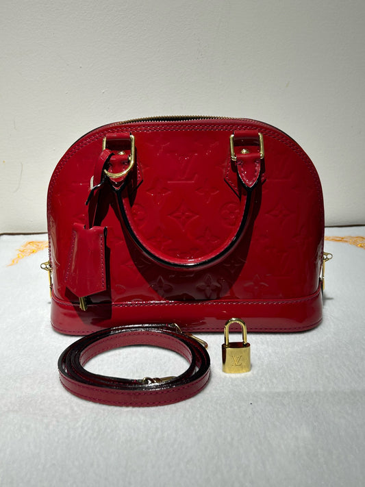 Louis Vuitton - Alma BB - Patent leather - Red - (mini)