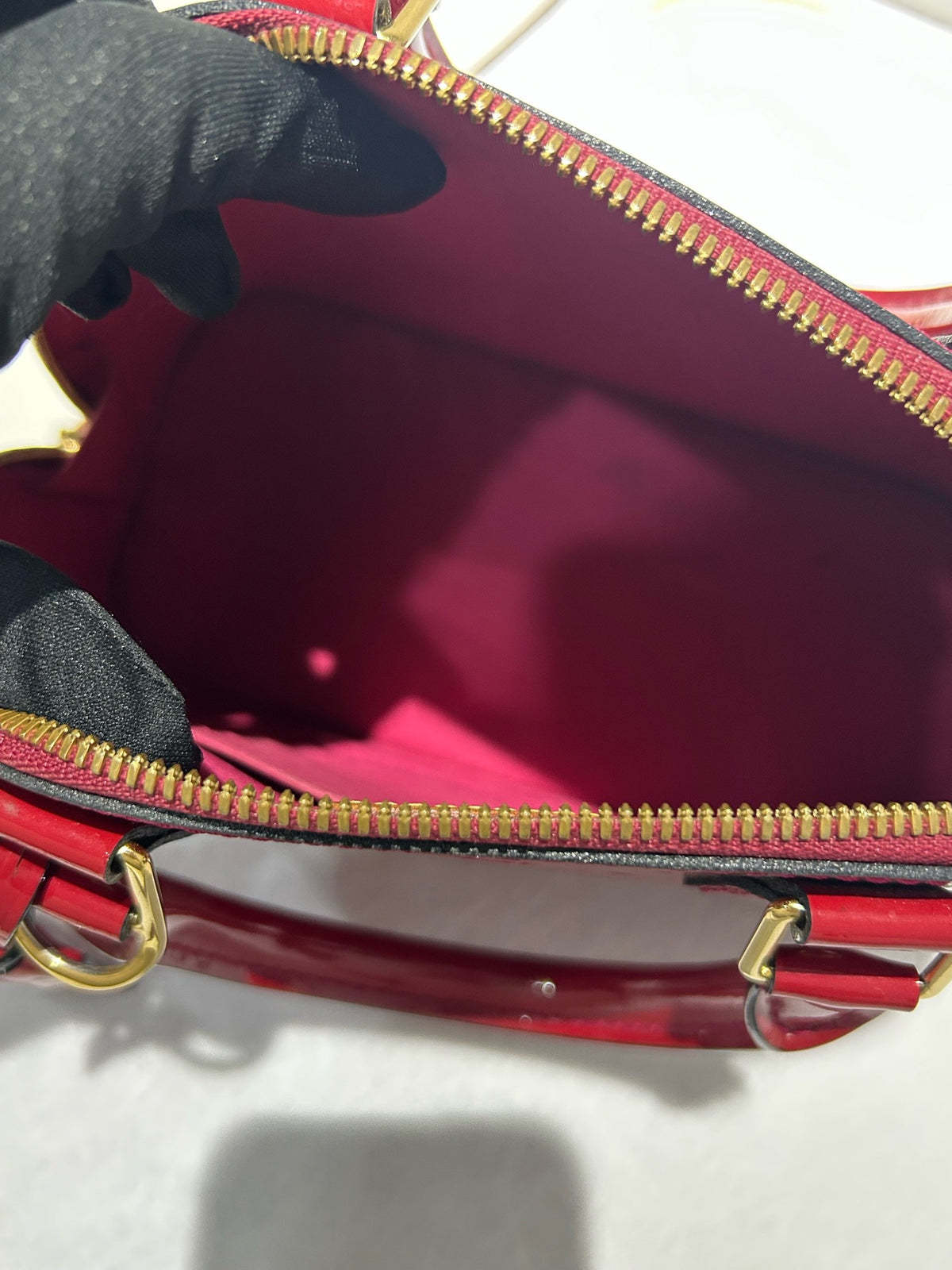 Louis Vuitton - Alma BB - Patent leather - Red - (mini)
