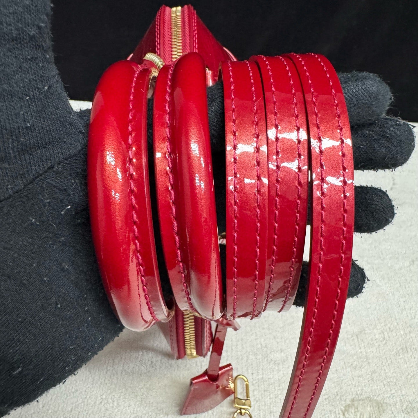 Louis Vuitton - Alma BB - Patent leather - Red - (mini)