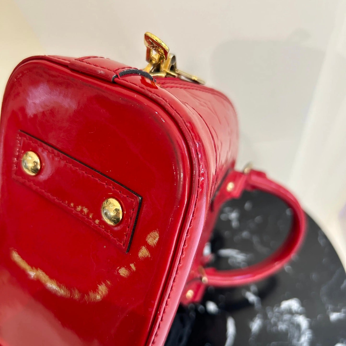 Louis Vuitton - Alma BB - Patent leather - Red - (mini)