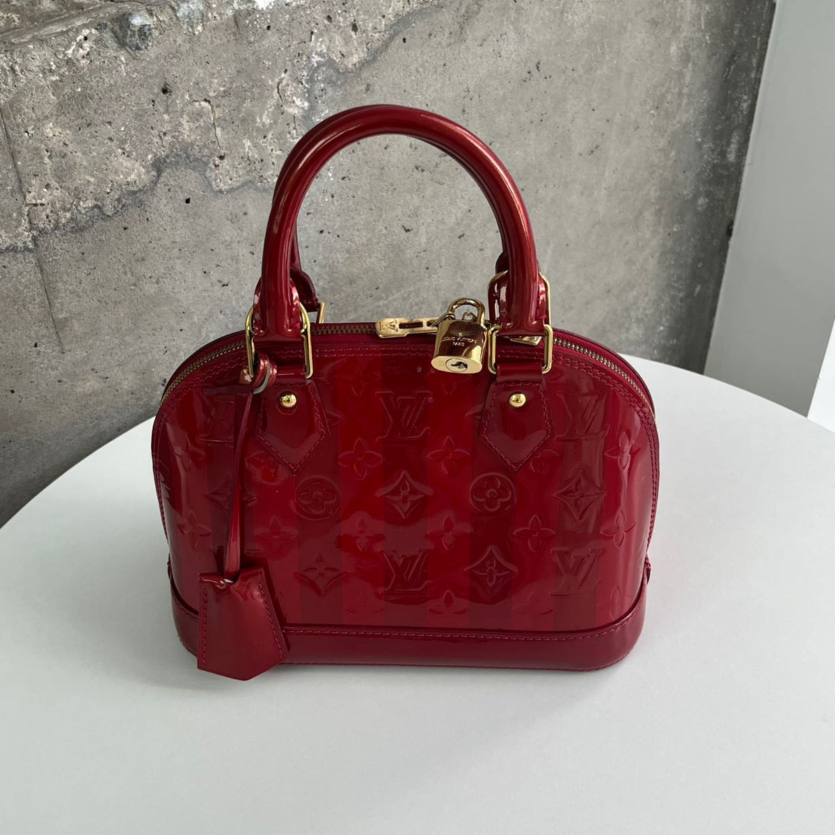 Louis Vuitton - Alma BB - Patent leather - Red - (small)