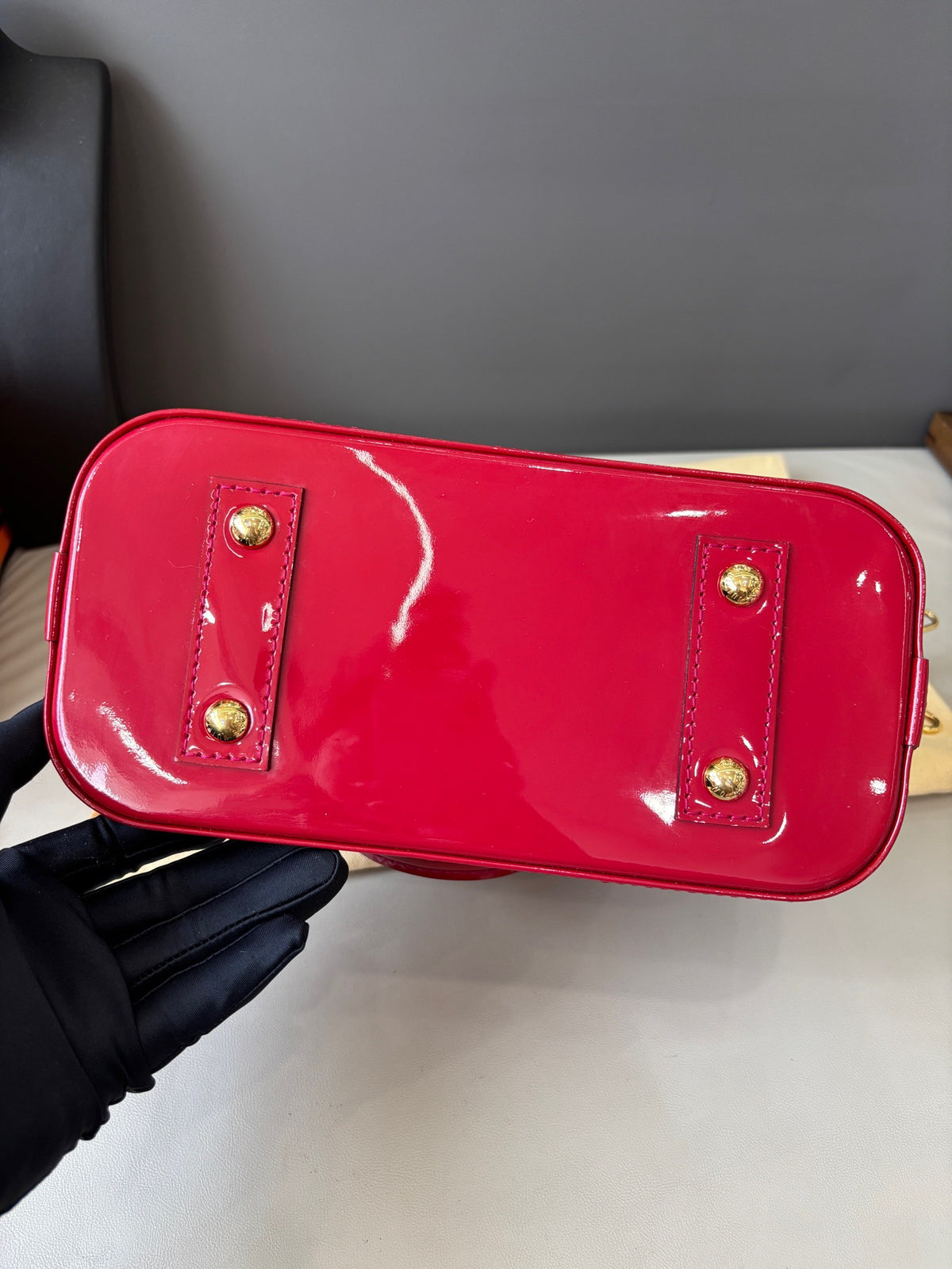 Louis Vuitton - Alma BB - Patent leather - Red - (small)
