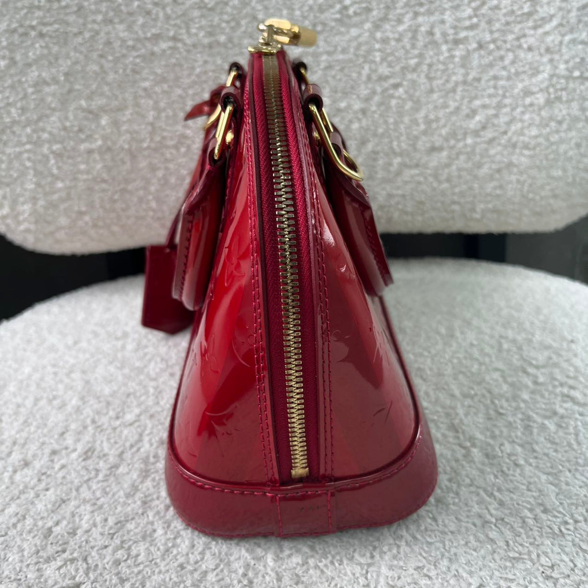 Louis Vuitton - Alma BB - Patent leather - Red - (small)
