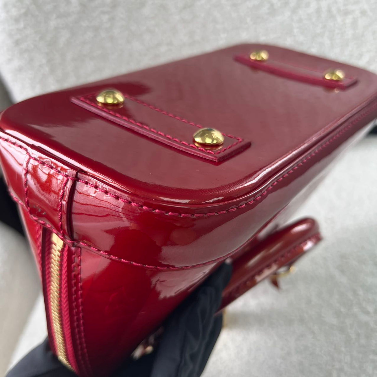 Louis Vuitton - Alma BB - Patent leather - Red - (small)