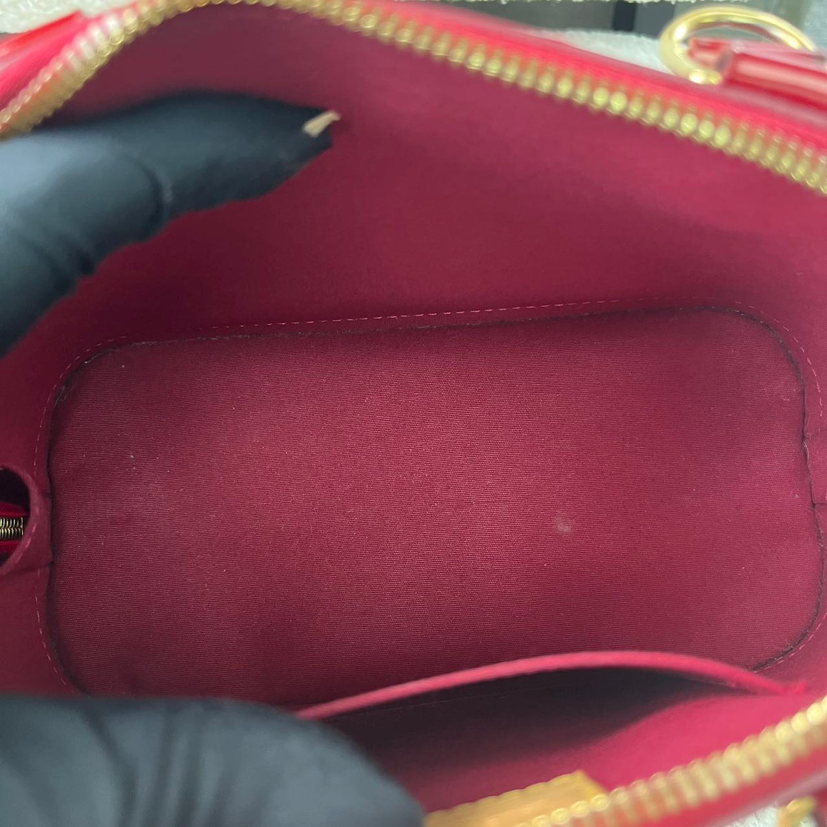 Louis Vuitton - Alma BB - Patent leather - Red - (small)