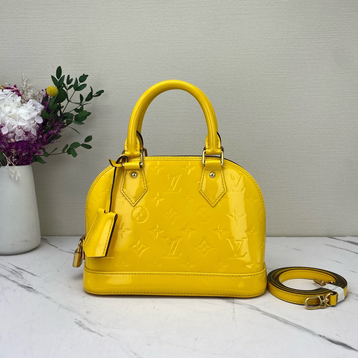 Louis Vuitton - Alma BB - Patent leather - Yellow - (mini)