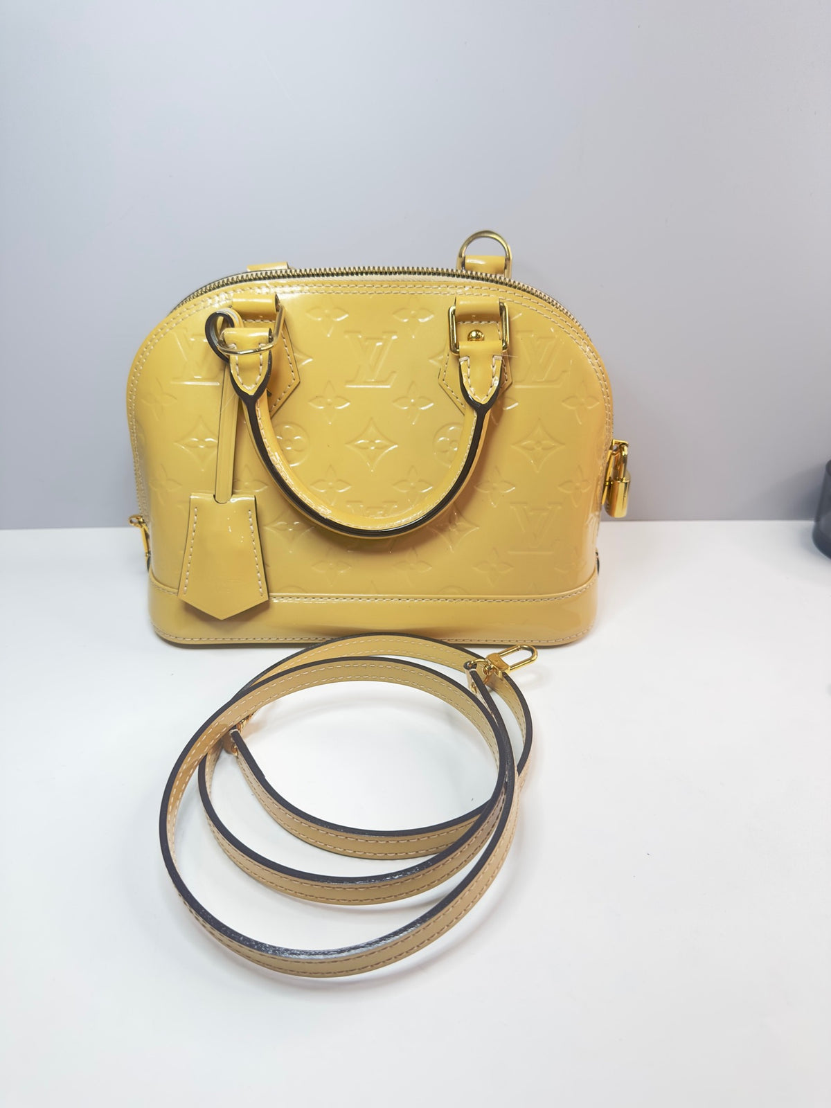 Louis Vuitton - Alma BB - Patent leather - Yellow - (mini)