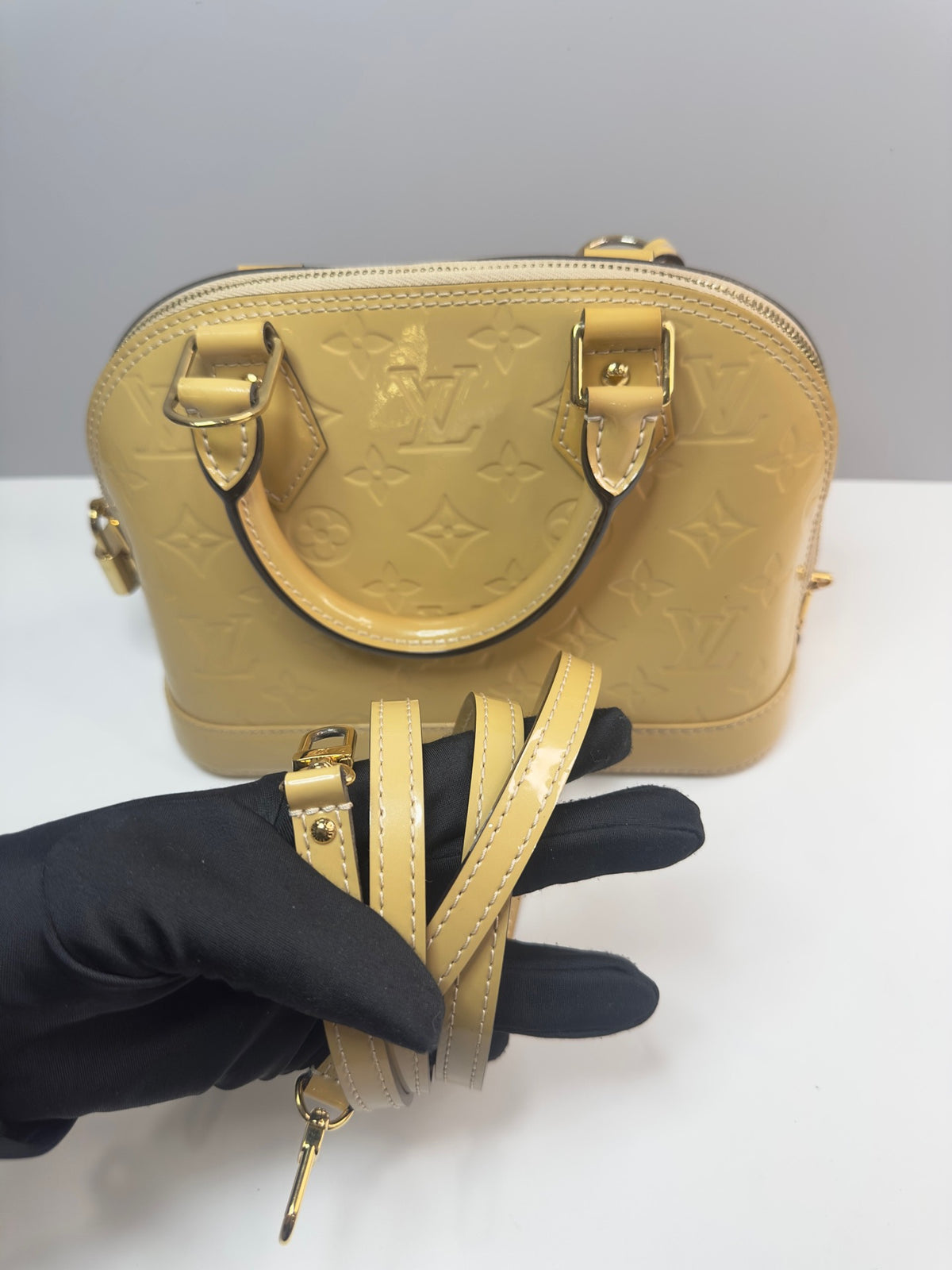 Louis Vuitton - Alma BB - Patent leather - Yellow - (mini)