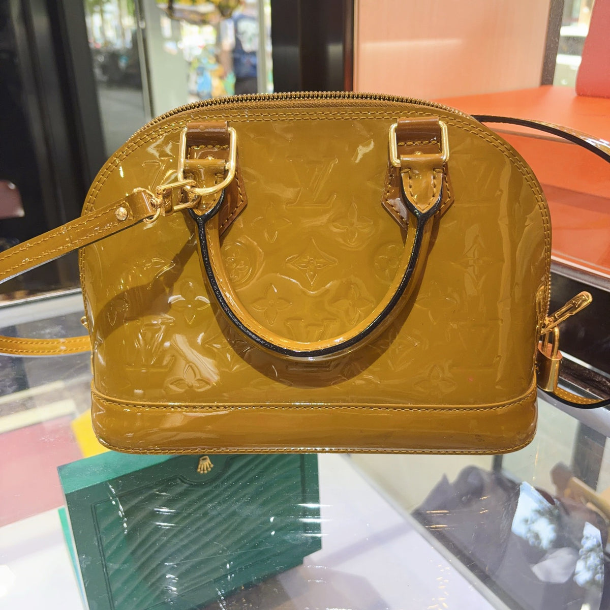 Louis Vuitton - Alma BB - Patent leather - Yellow - (mini)