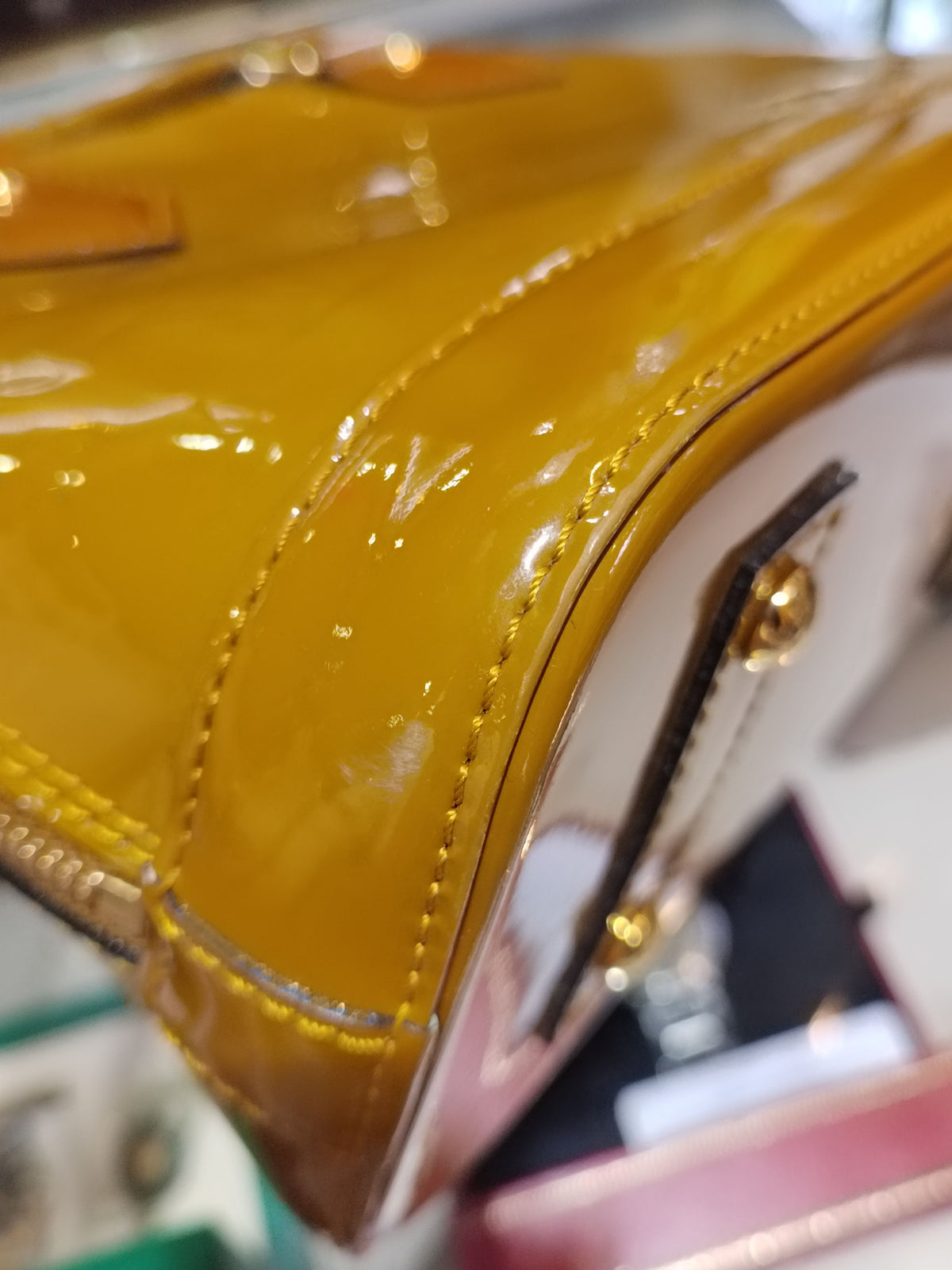 Louis Vuitton - Alma BB - Patent leather - Yellow - (mini)