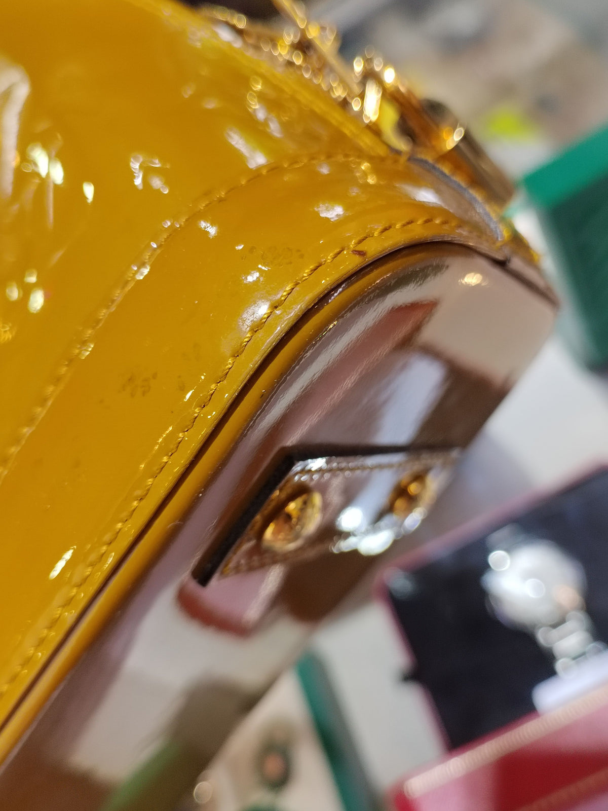 Louis Vuitton - Alma BB - Patent leather - Yellow - (mini)