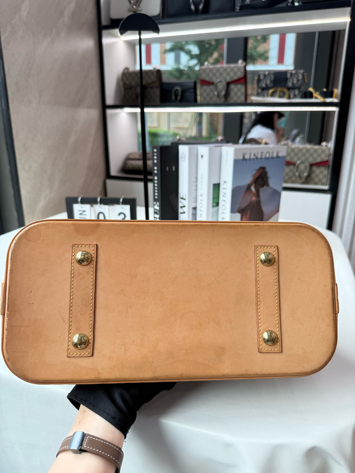 Louis Vuitton - Alma - Cloth - Brown - (large)