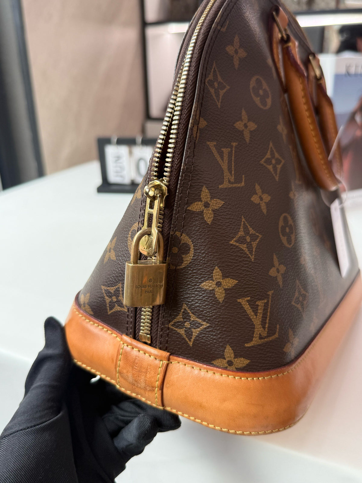 Louis Vuitton - Alma - Cloth - Brown - (large)