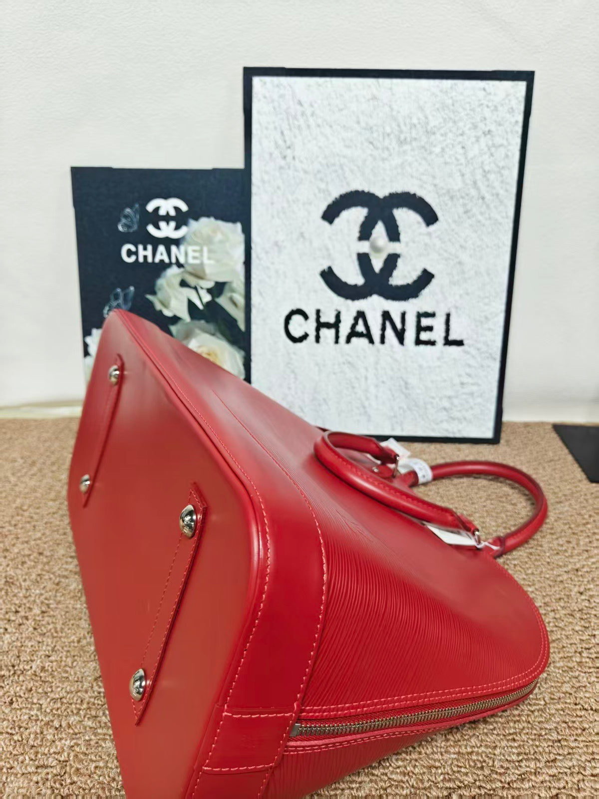 Louis Vuitton - Alma Large - Leather - Red - (large)