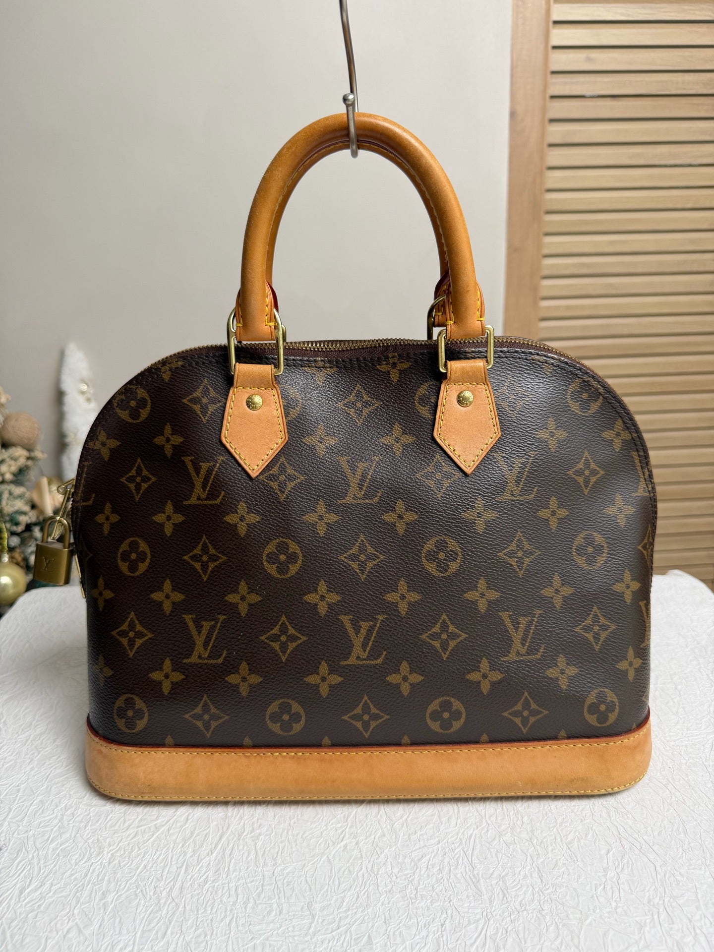 Louis Vuitton - Alma - Leather - Brown - (medium)