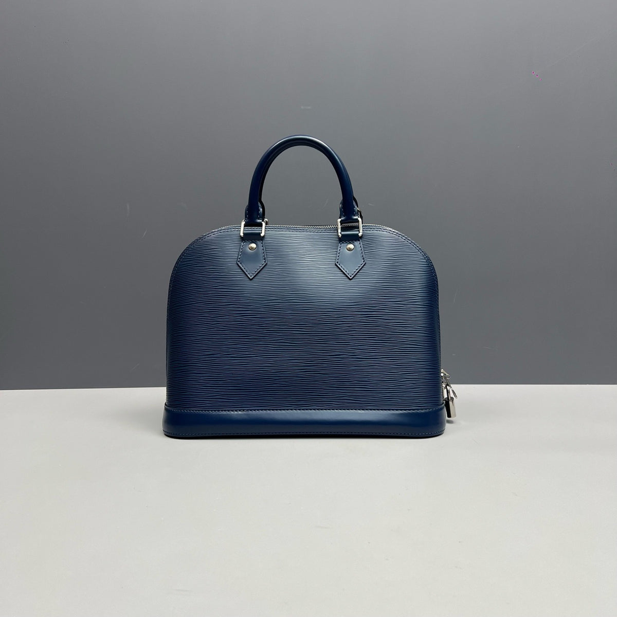 Louis Vuitton - Alma - Leather - Navy - (medium)