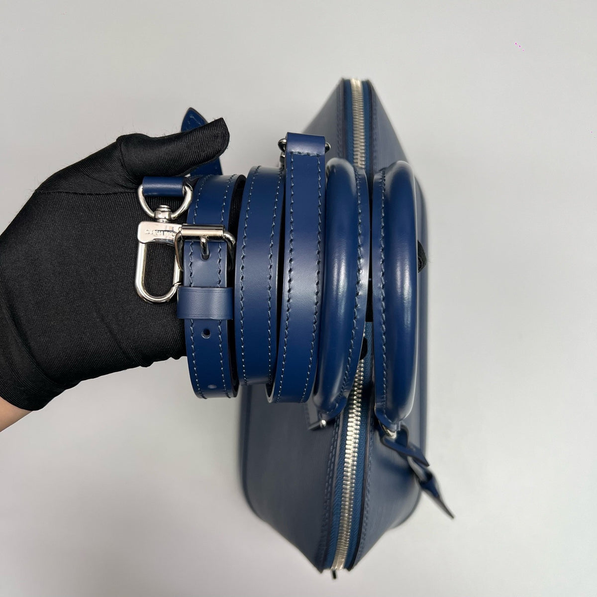 Louis Vuitton - Alma - Leather - Navy - (medium)