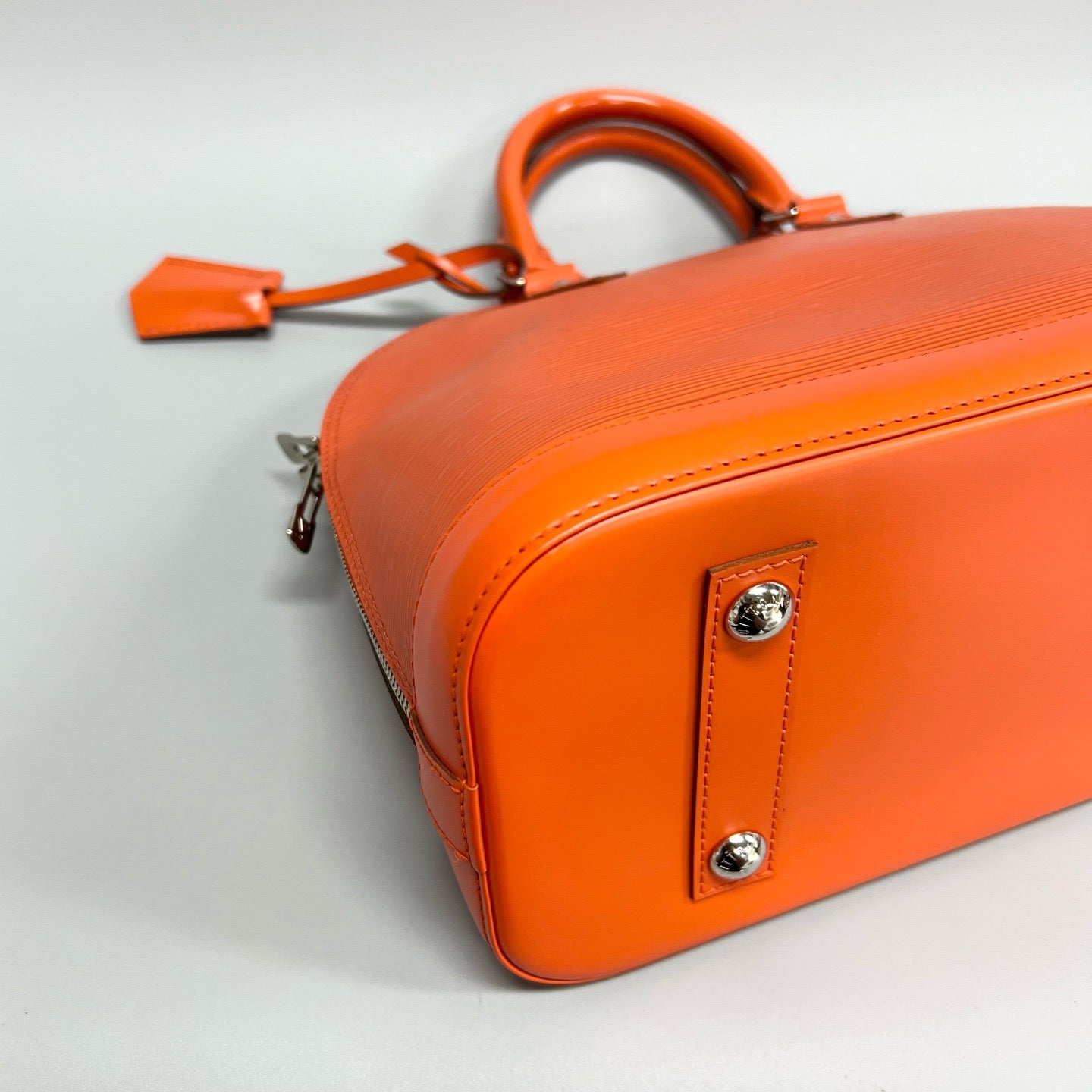 Louis Vuitton - Alma - Leather - Orange - (medium)