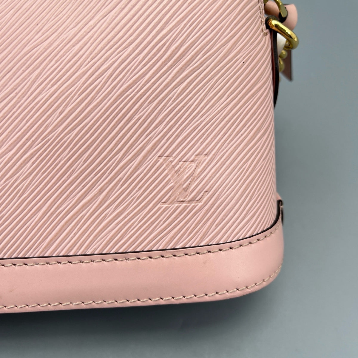 Louis Vuitton - Alma - Leather - Pink - (Small)