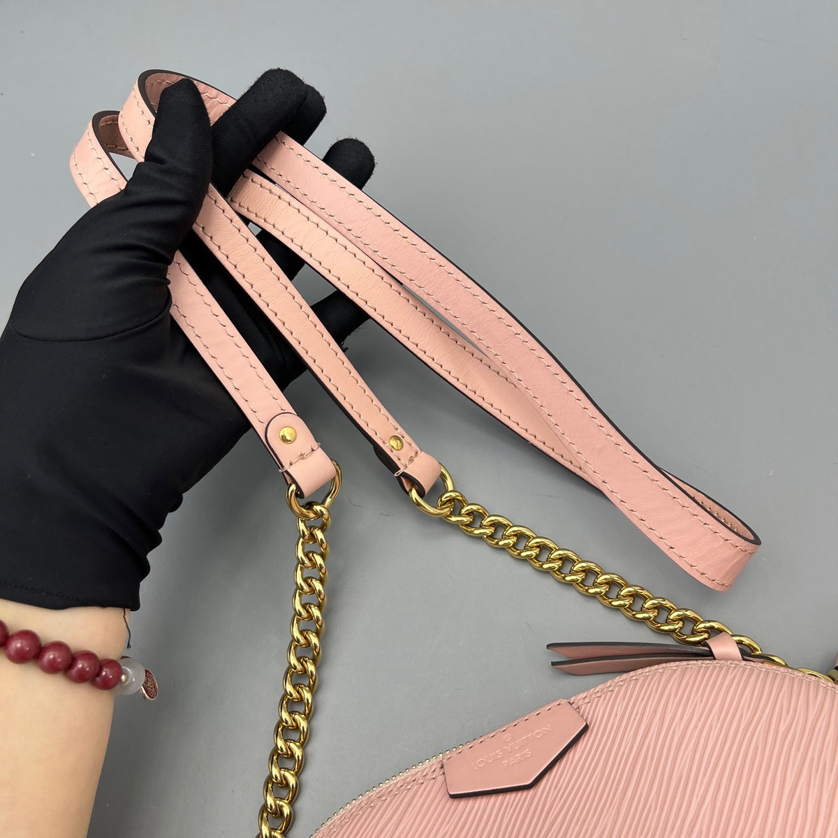 Louis Vuitton - Alma - Leather - Pink - (Small)