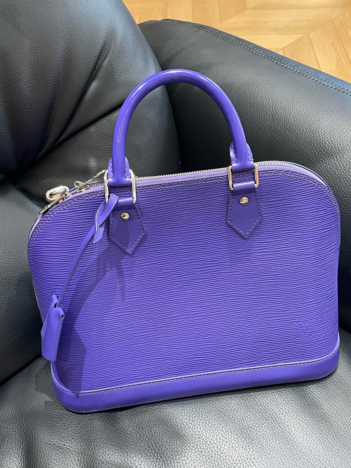 Louis Vuitton - Alma - Leather - Purple