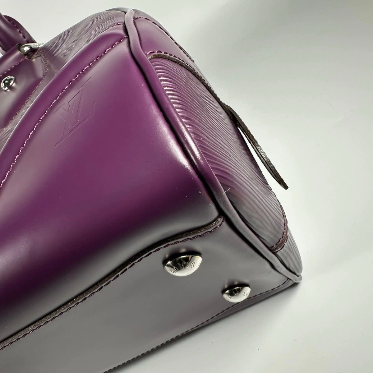 Louis Vuitton - Alma - Leather - Purple - (Medium)