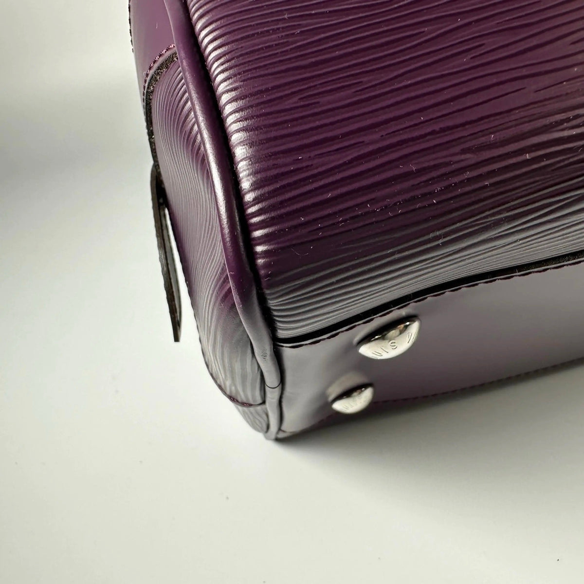 Louis Vuitton - Alma - Leather - Purple - (Medium)