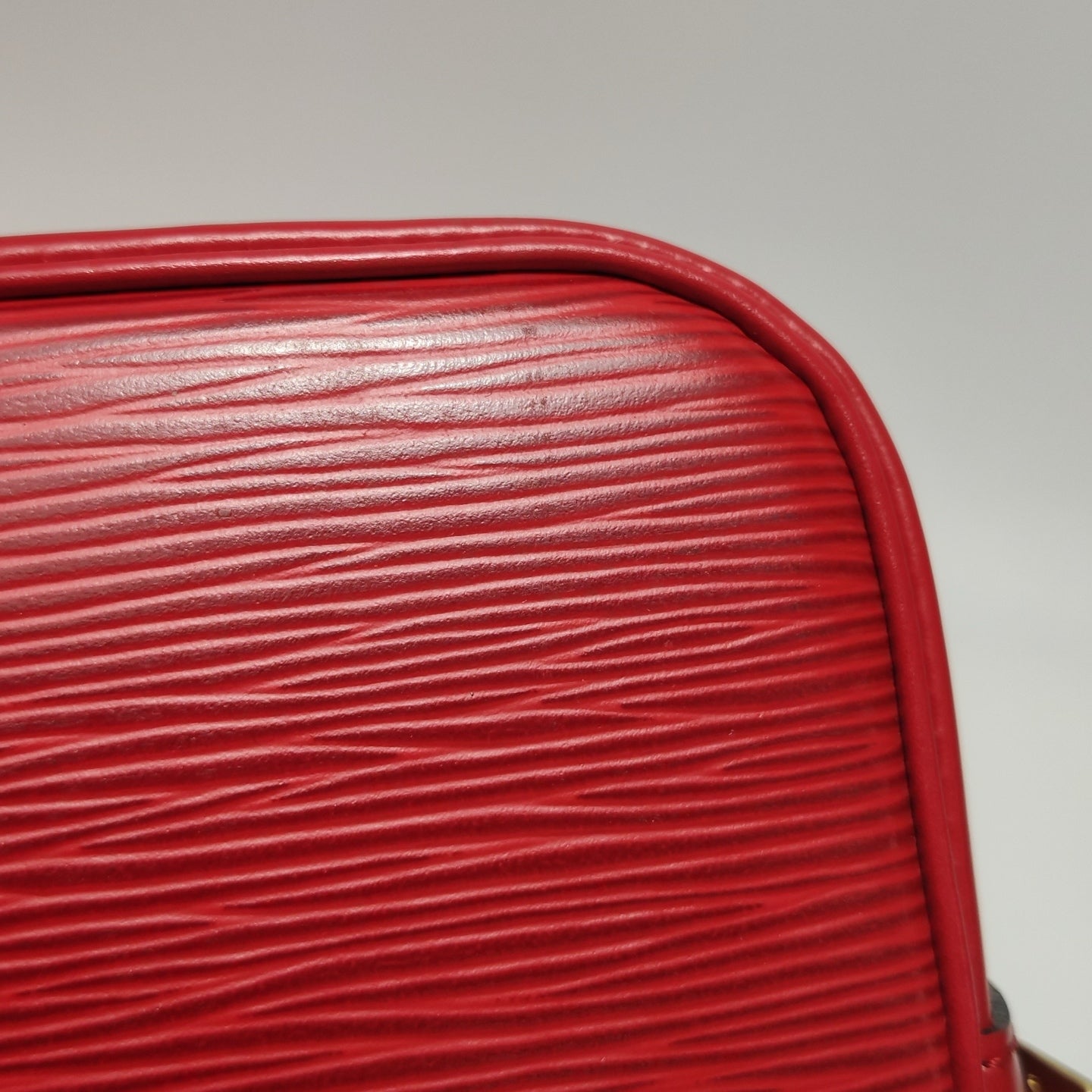 Louis Vuitton - Alma - Leather - Red - (medium)
