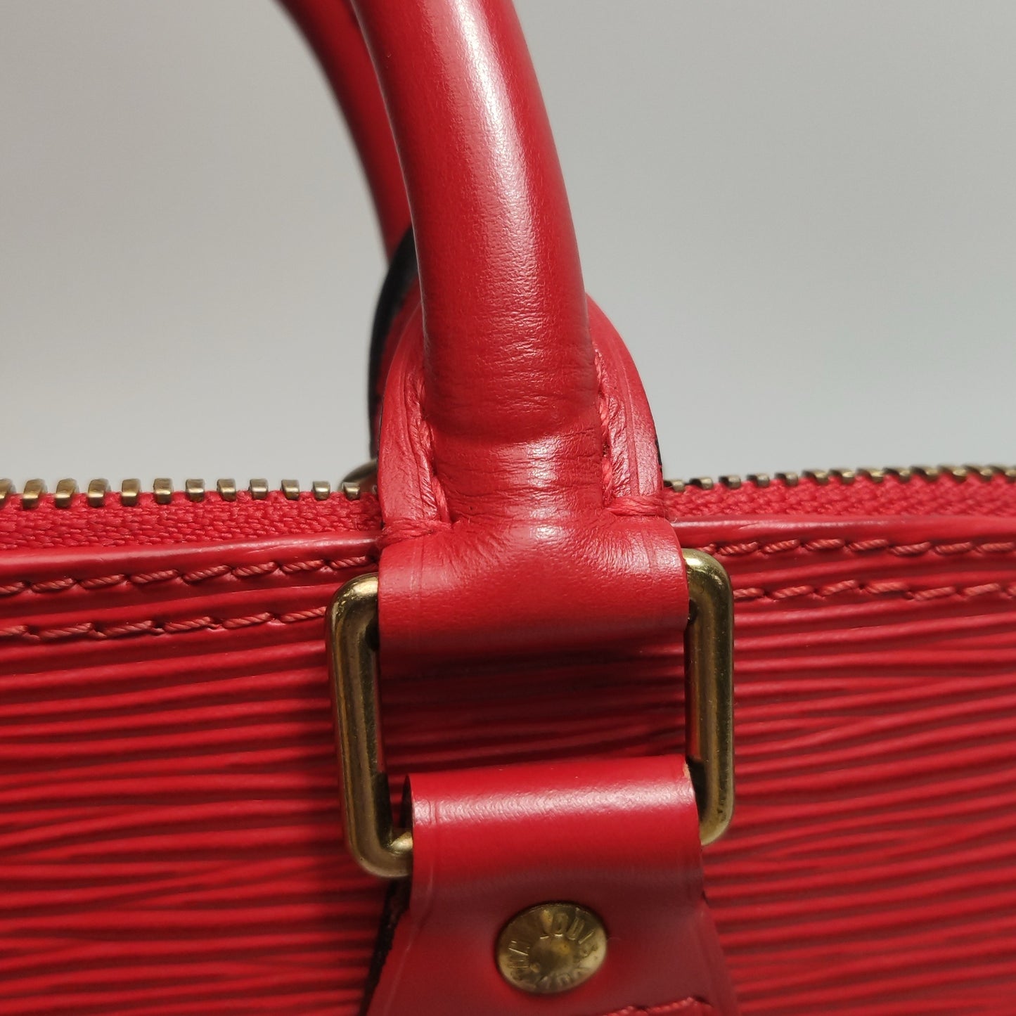Louis Vuitton - Alma - Leather - Red - (medium)