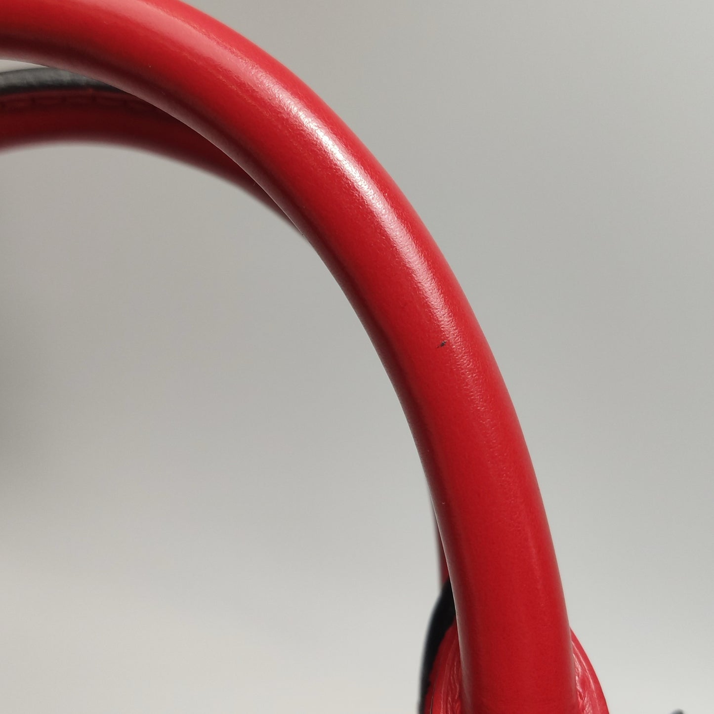 Louis Vuitton - Alma - Leather - Red - (medium)