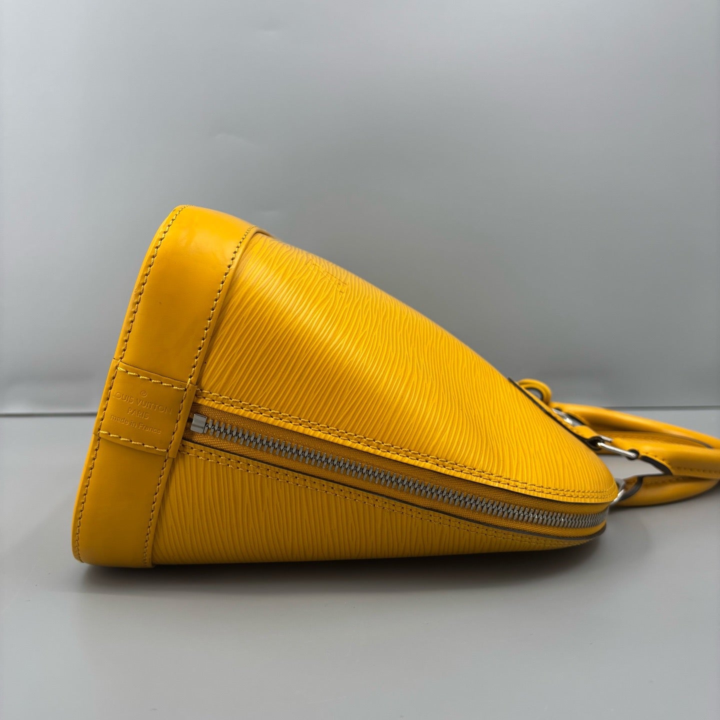 Louis Vuitton - Alma - Leather - Yellow - (medium)