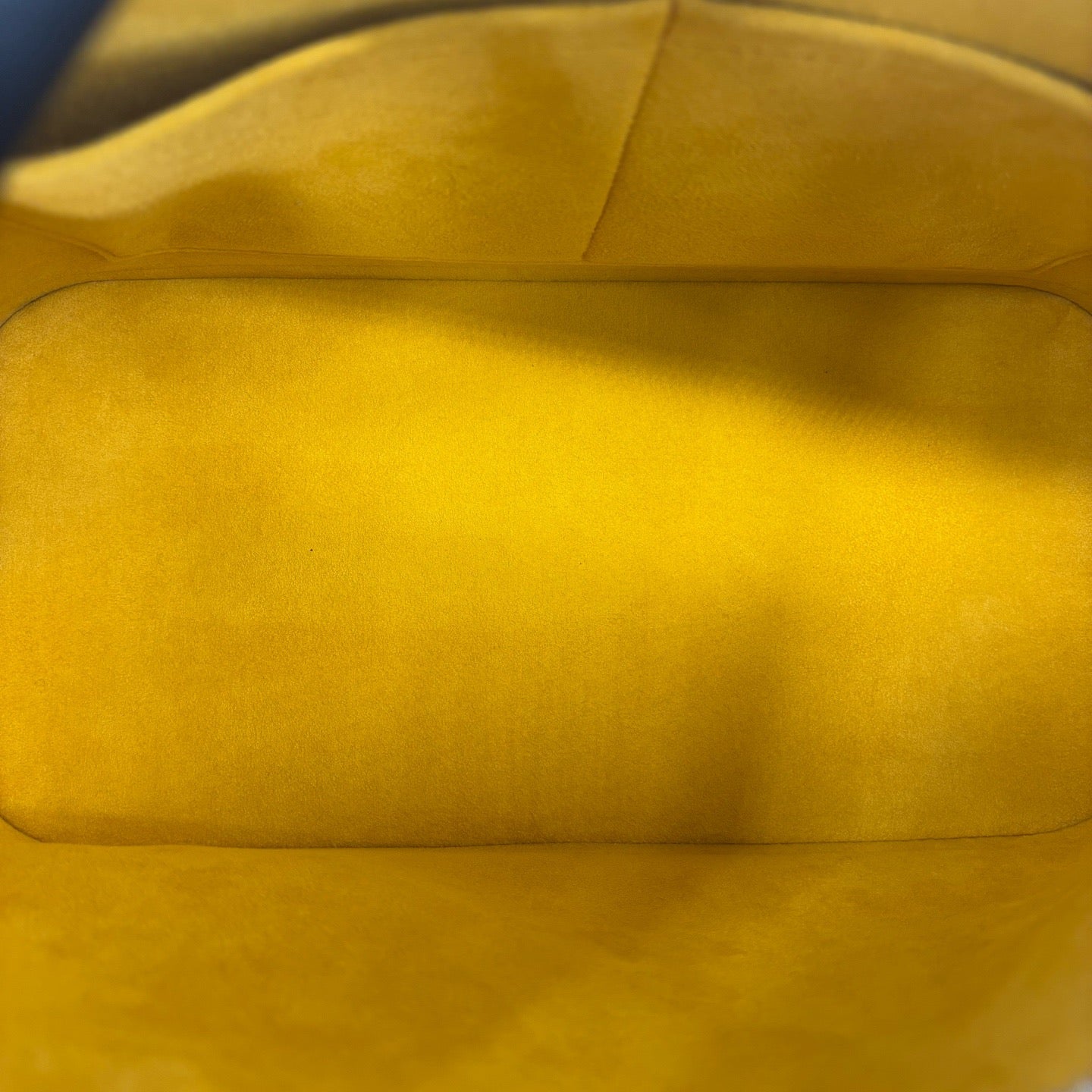 Louis Vuitton - Alma - Leather - Yellow - (medium)