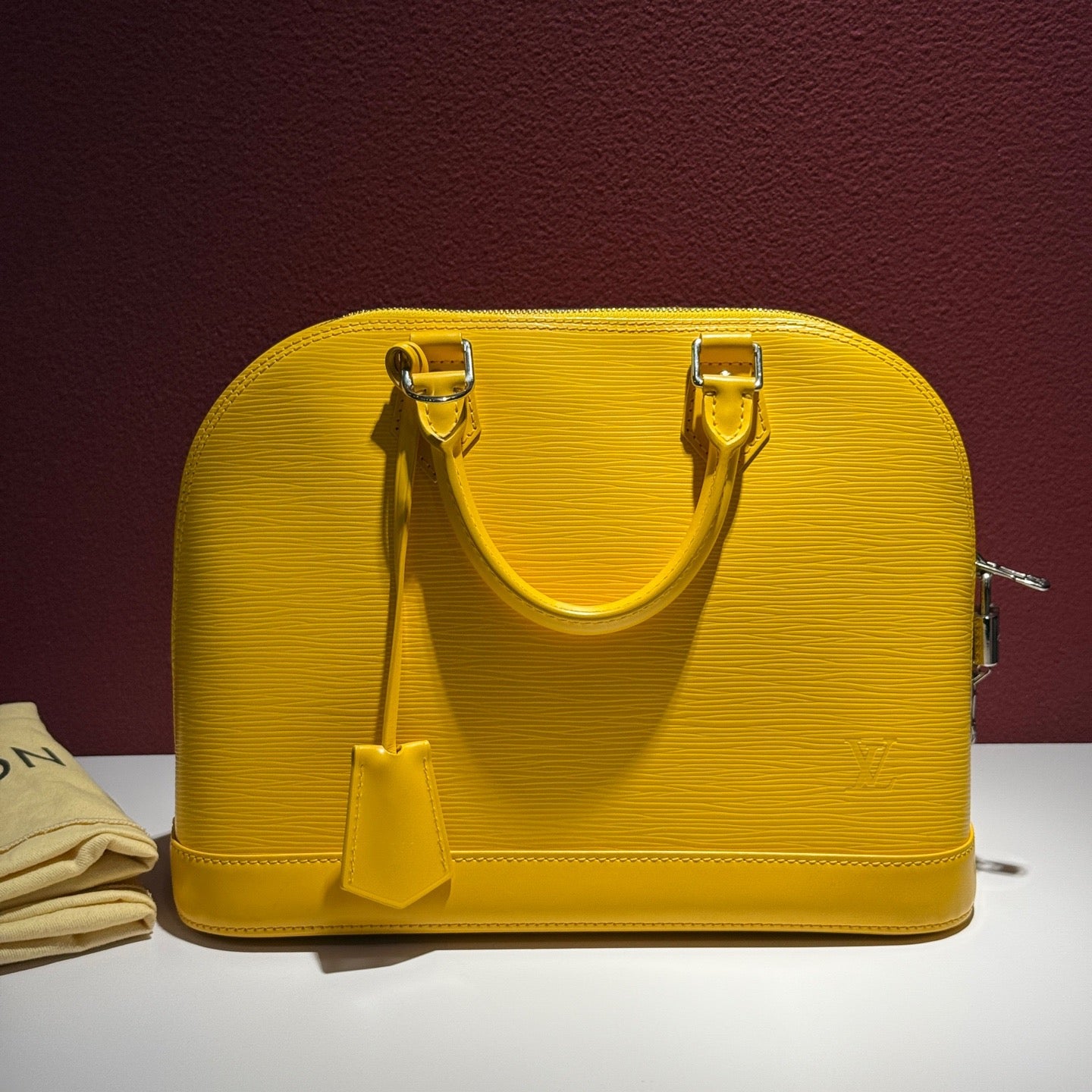 Louis Vuitton - Alma - Leather - Yellow - (Other)