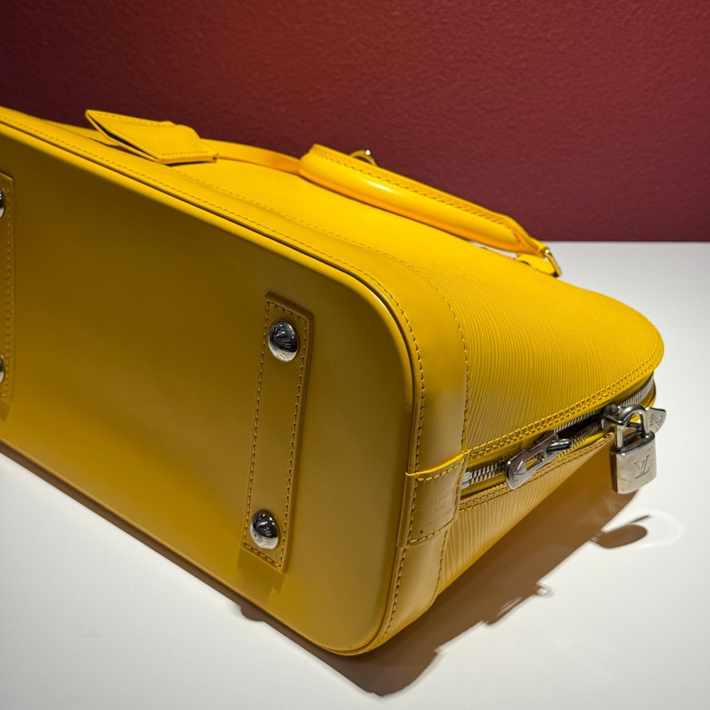 Louis Vuitton - Alma - Leather - Yellow - (Other)