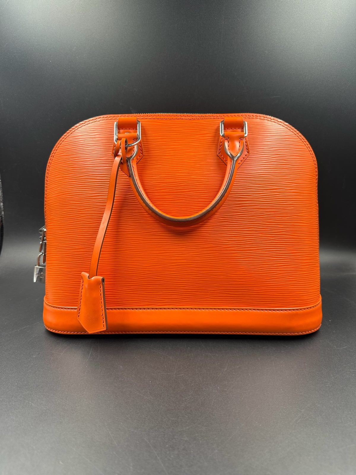 Louis Vuitton - Alma Medium - Leather - Orange - (medium)